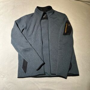 Arc'teryx Women's Green Covert Cardigan